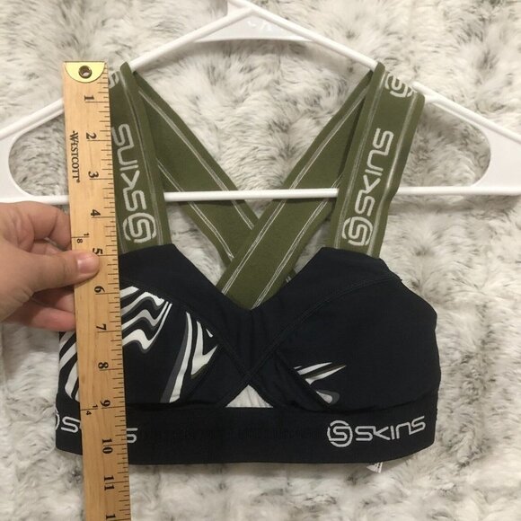 SKINS DNAmic Women sport bra Blue training yoga running gym casual hiking sz XS - Picture 6 of 11